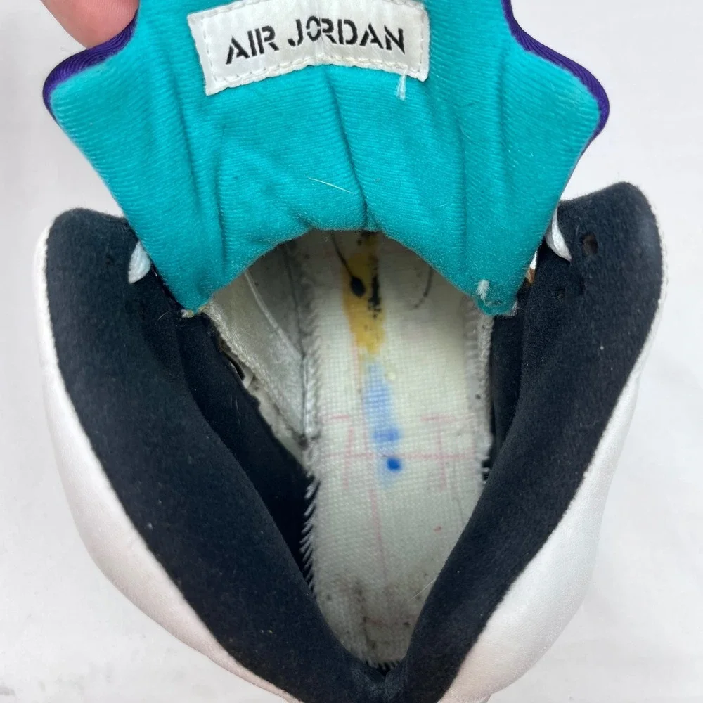 Jordan Retro 5 Grape Basketball White Emerald Grape Ice Sneakers 136027-108